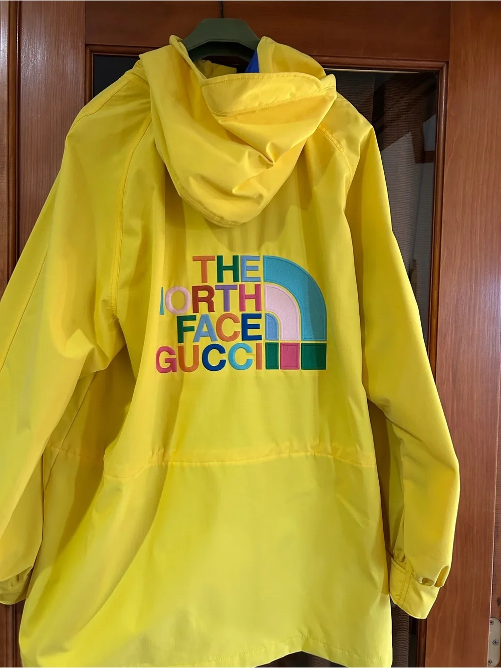 Men's Gucci X Northface techno, hooded rain, jacket size XL